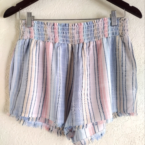 BELLA DAHL  Fray Hem Flowy Short in Sunset Stripe - Picture 4 of 7